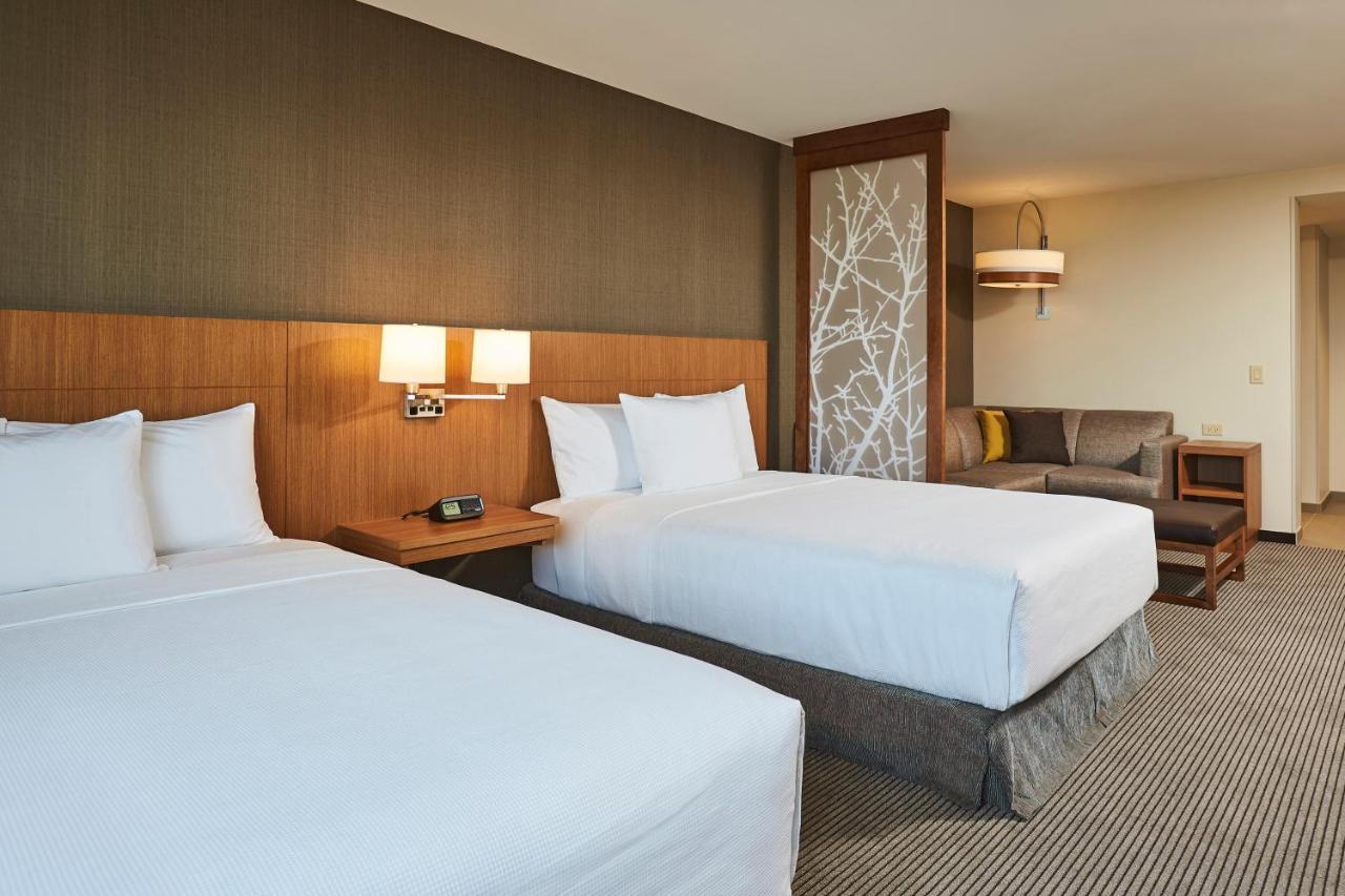 Hyatt Place Toronto/Mississauga Centre エクステリア 写真