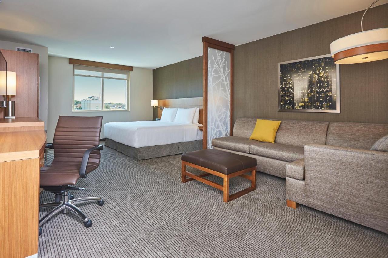 Hyatt Place Toronto/Mississauga Centre エクステリア 写真